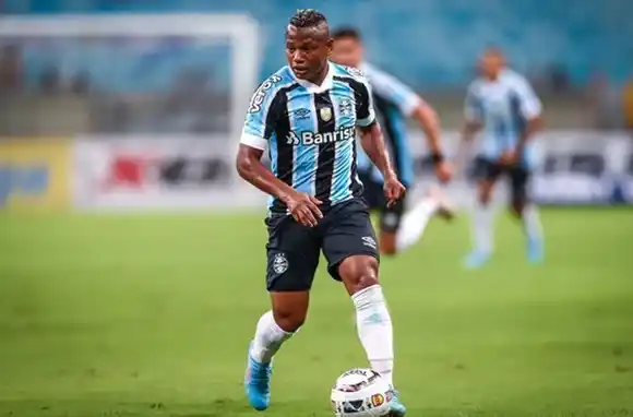 Llega el octavo y baja la persiana: Central acordó la llegada del colombiano Jaminton Campaz