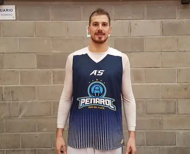 Alloatti: “No soy demostrativo ni tribunero, pero dejo todo”