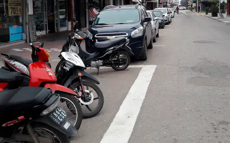 El Gobierno repondrá el cobro de estacionamiento medido