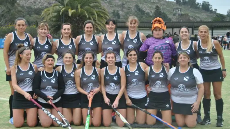 FOTO MARÍA JOSÉ IÑIGUEZ El plantel de Juventud Unida.