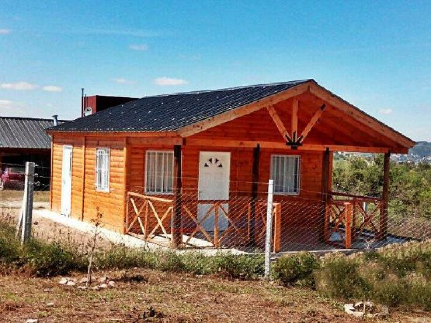 Cuatro detenidos por millonaria estafa con casas prefabricadas