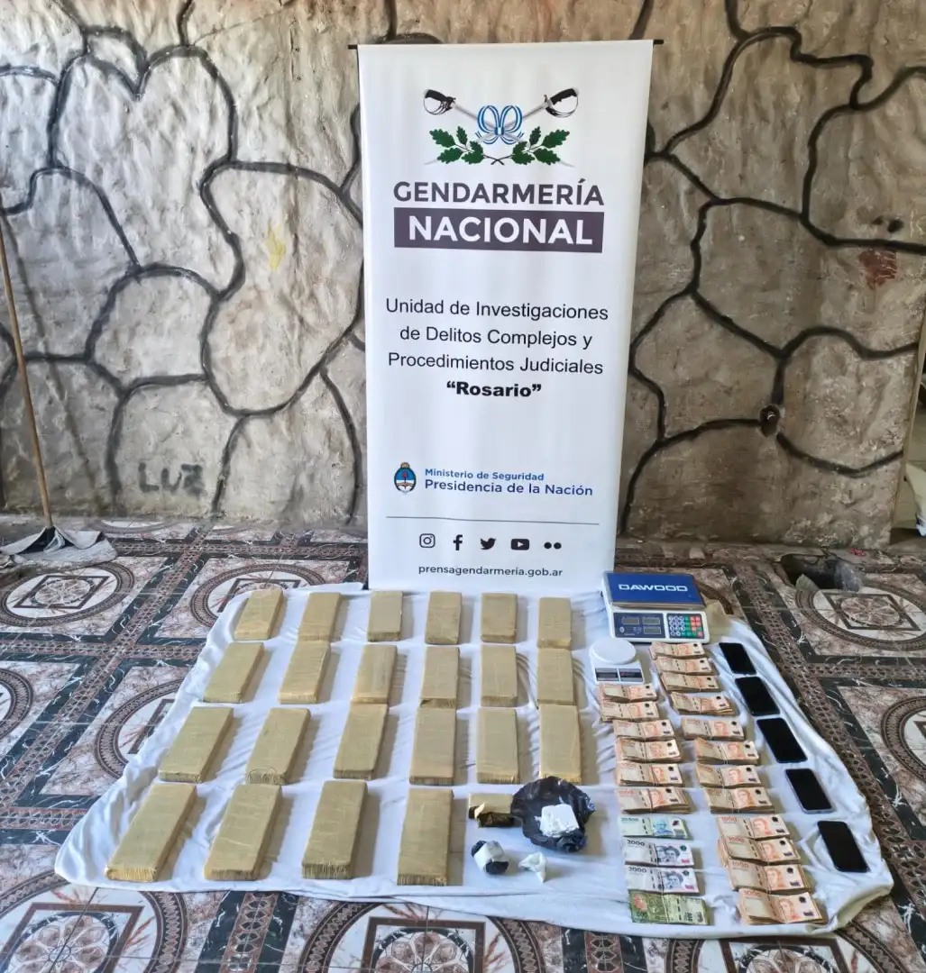 Desarticularon una red de comercialización de drogas en Villa Gobernador Gálvez - 1
