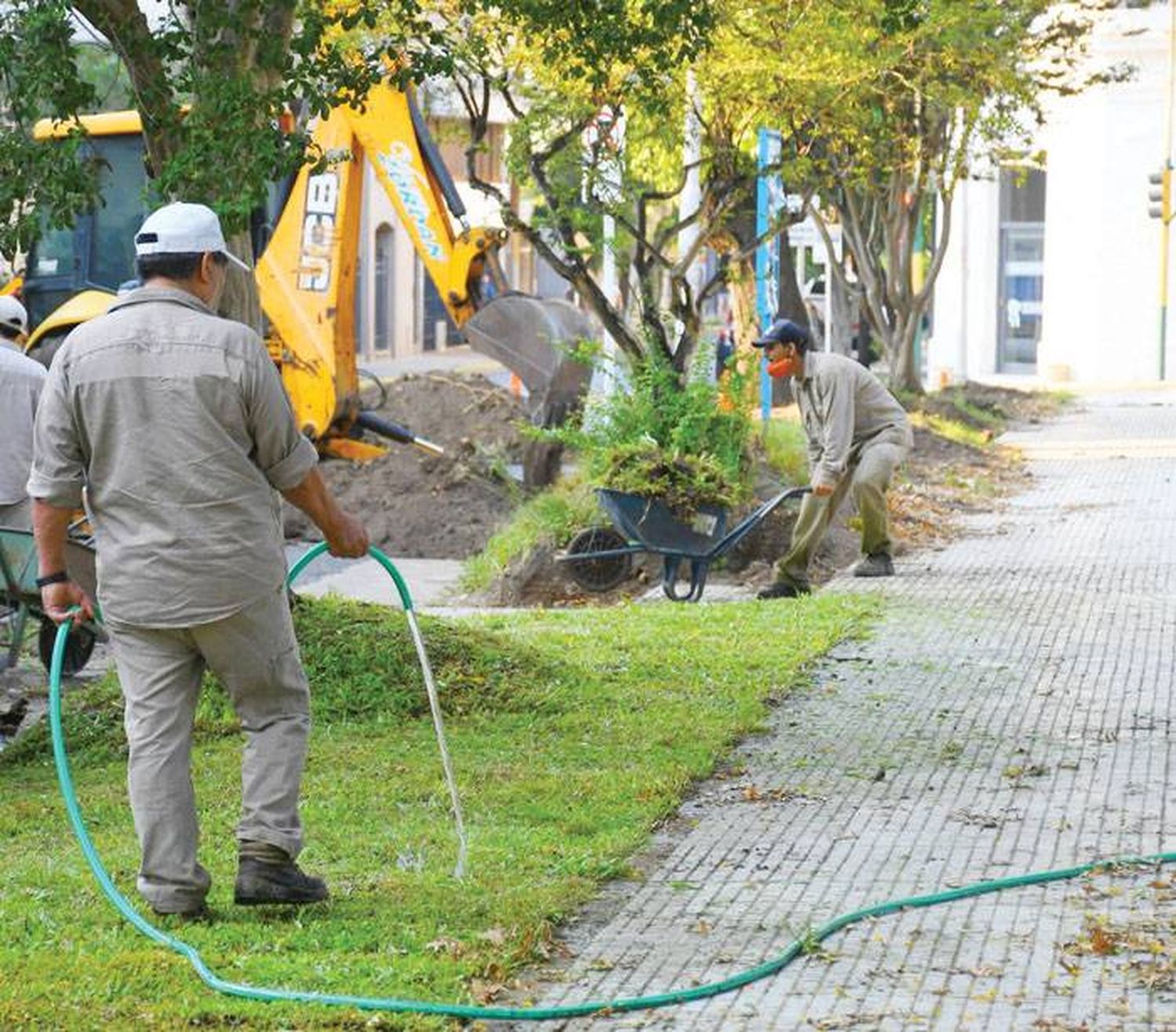 Avanzan las obras en las  Plazas Urquiza y España