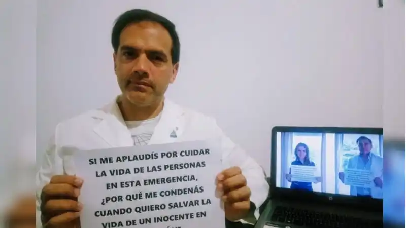 La suspensión de la matrícula del médico: "Me impiden trabajar por pensar distinto"