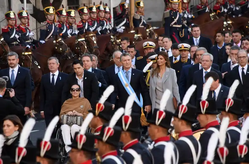 Ante Macri, Poli subrayó que “es momento de ir hacia un gran pacto nacional”