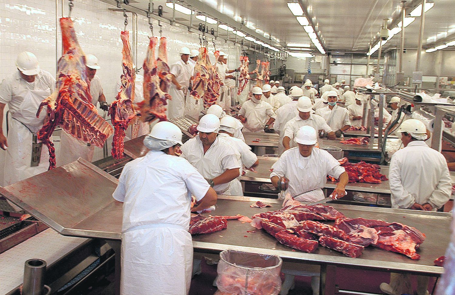 Ministro de Producción aseguró que La Pampa está equipada para exportar “carne libre de coronavirus”