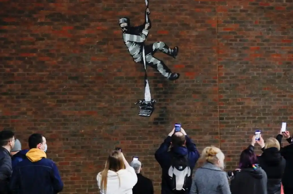 Banksy recauda dinero para que la prisión donde estuvo Oscar Wilde sea un centro de arte