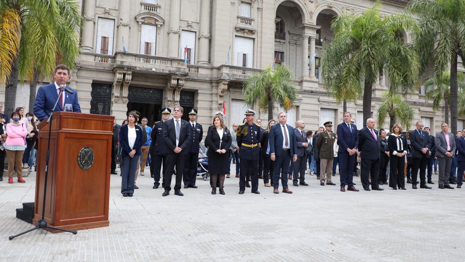 El Gobierno provincial conmemoró el 212° aniversario de la Revolución de Mayo