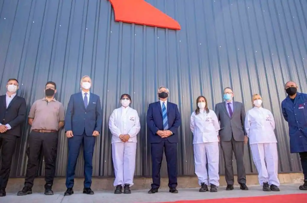 Comenzarán a aplicarse las vacunas Sputnik V producidas en el país