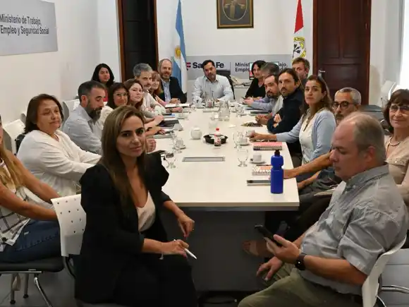 La provincia se reunió nuevamente con los gremios de la salud por la paritaria