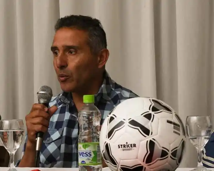 Gustavo Córdoba es el nuevo DT de Olimpo