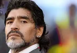 Maradona duro con el Virrey: "No me fumo a Bianchi"
