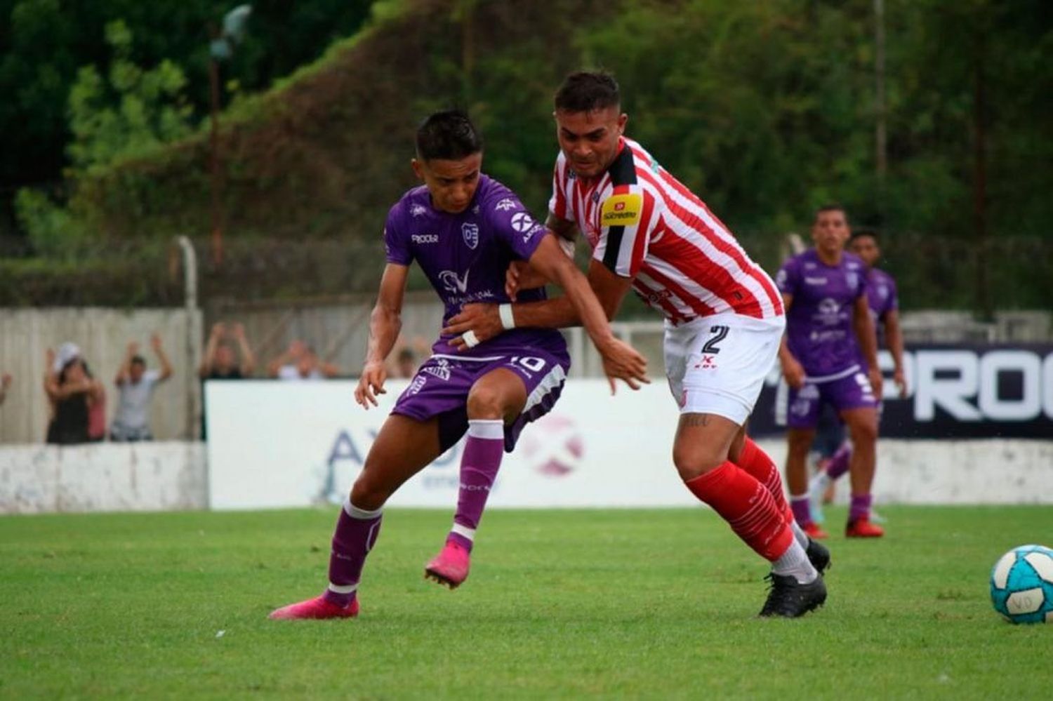 San Martín se consolidó ganando en el descuento