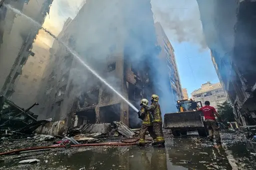AL MENOS 52 MUERTOS en bombardeos israelíes en Líbano