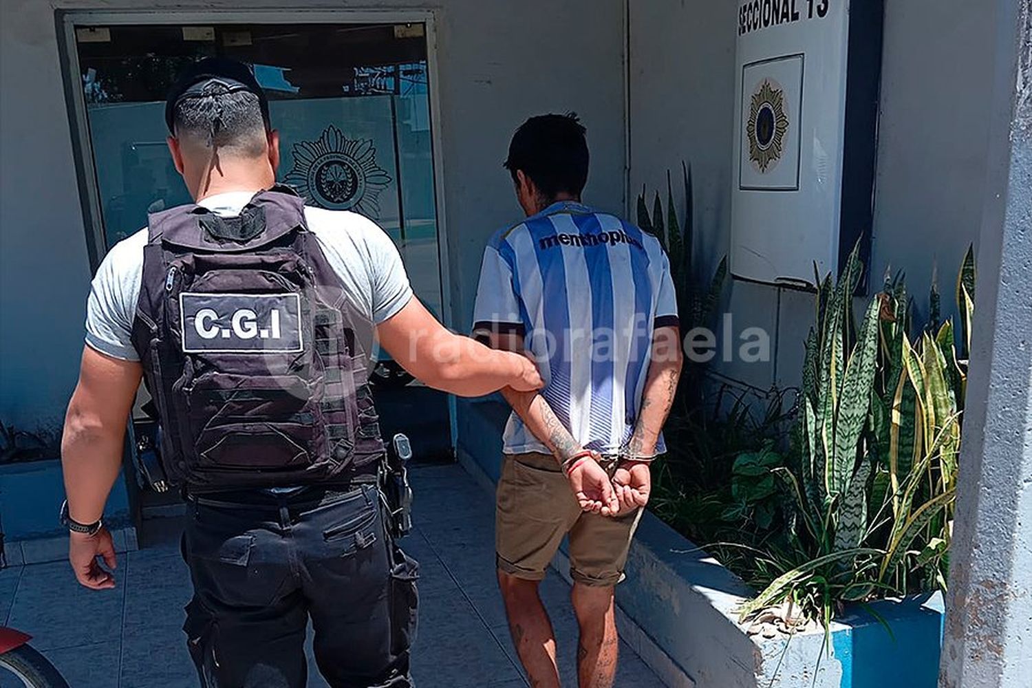 Detuvieron a un hombre por intentar arrebatar una motoguadaña