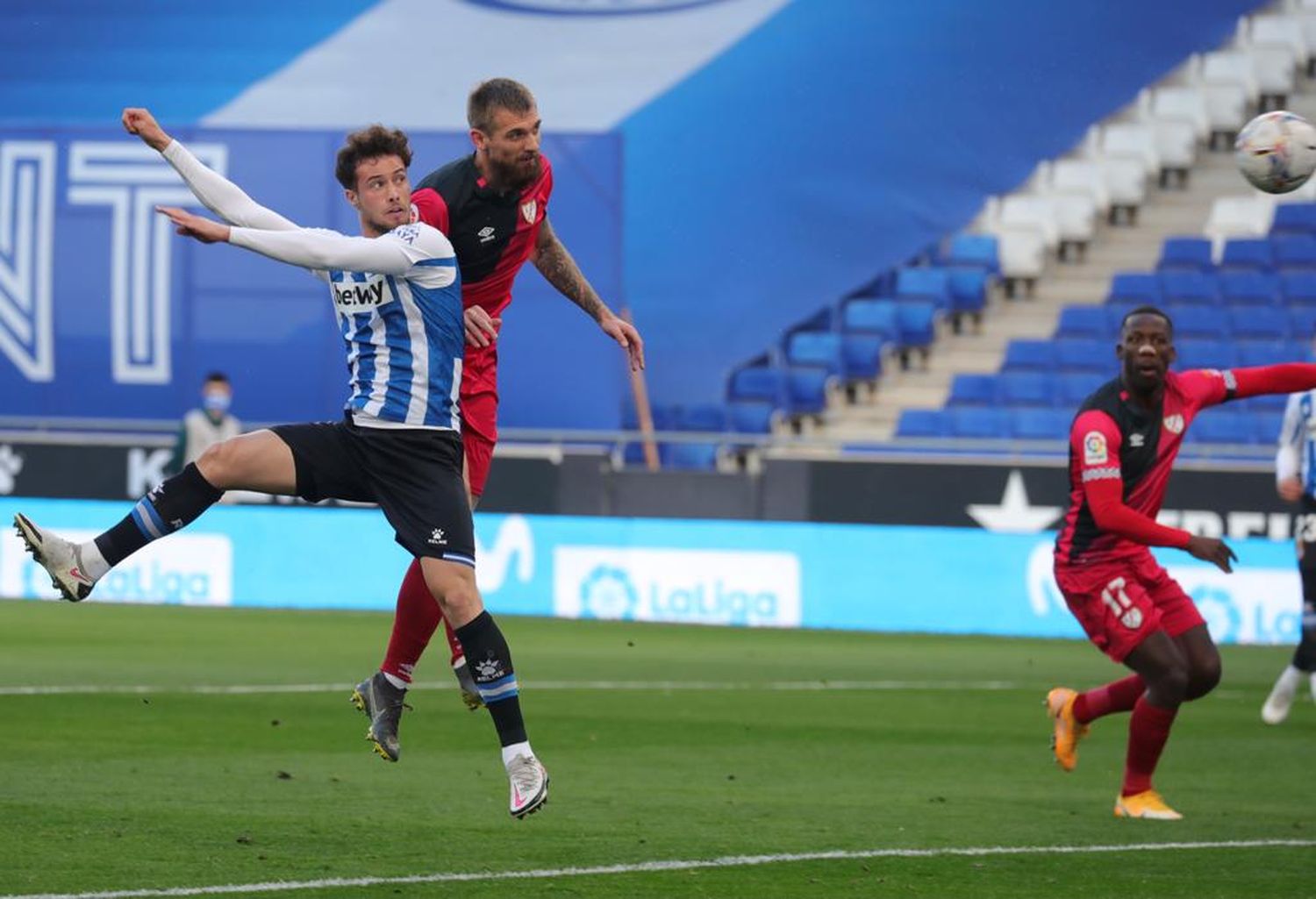 Rayo Vallecano, con Saveljich, logró una gran victoria frente a Espanyol