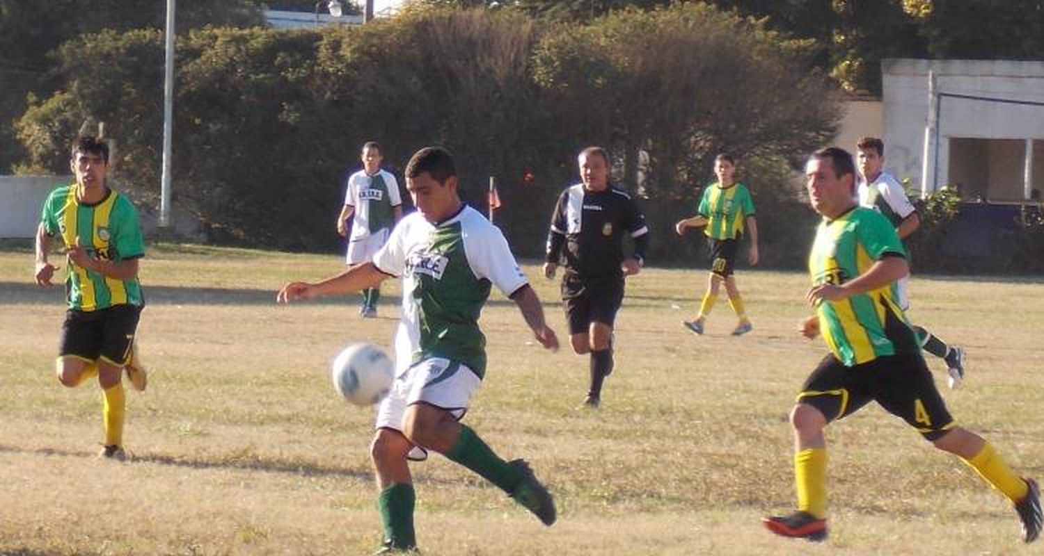 Banfield ganó y es único líder de su Zona