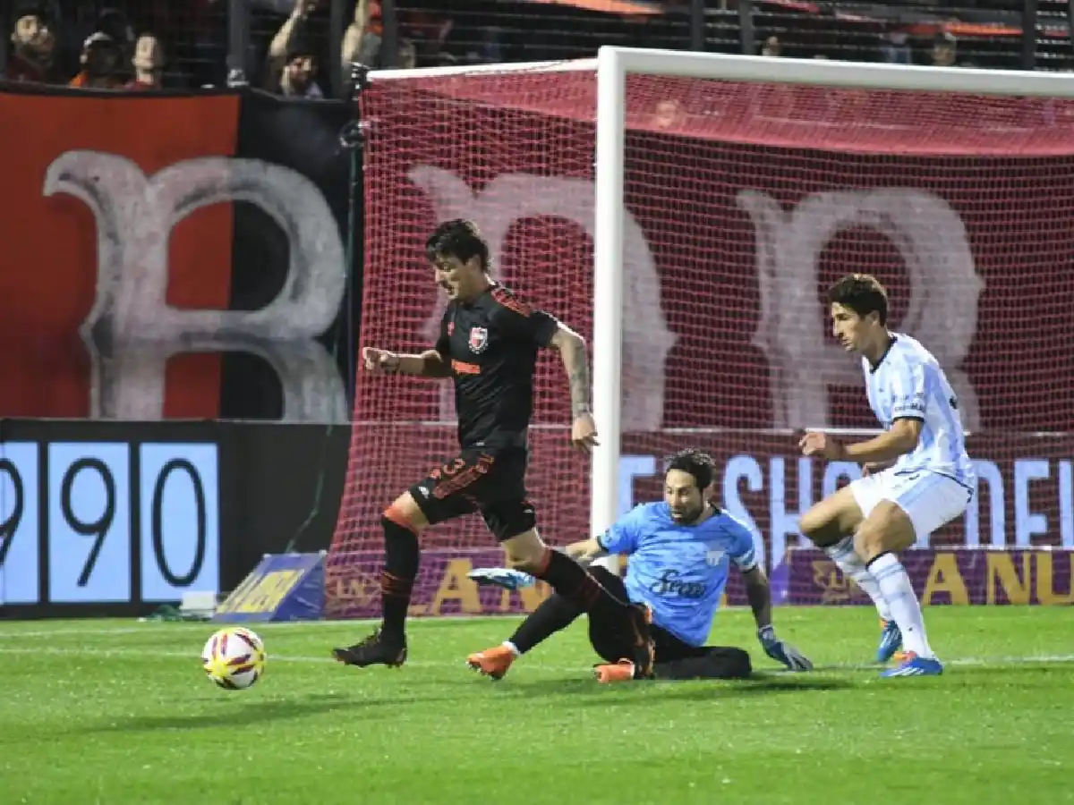 Atlético le dio otro golpe a Newell´s