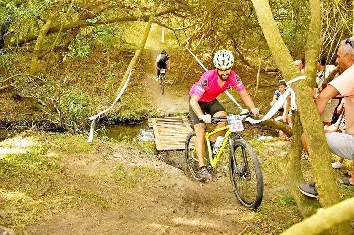 Mountain Bike: hoy jueves  se entregarán los kits  con pedido solidario