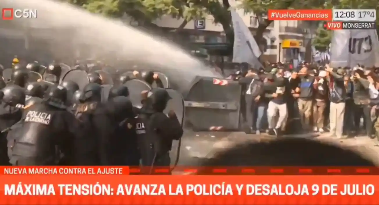 Una protesta piquetera terminó con represión, detenidos y heridos
