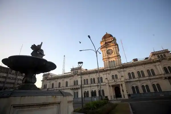 La Provincia cumplió con las metas fiscales a pesar de haber reducido los impuestos