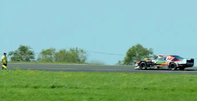 Valentín Fuentes dominó de punta a punta el TC Pista Entrerriano 