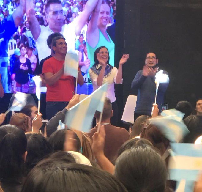 Con un acto en Quilmes, Silvia Saravia presentó su precandidatura a gobernadora bonaerense por Libres del Sur