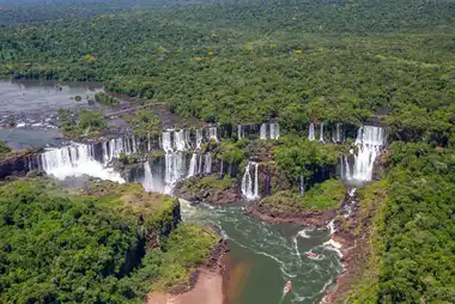 Los 3 destinos ubicados en parques nacionales de Latinoamérica que debes conocer