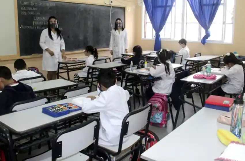 Vuelta a la presencialidad plena: "Se trata de una reorganización muy importante"