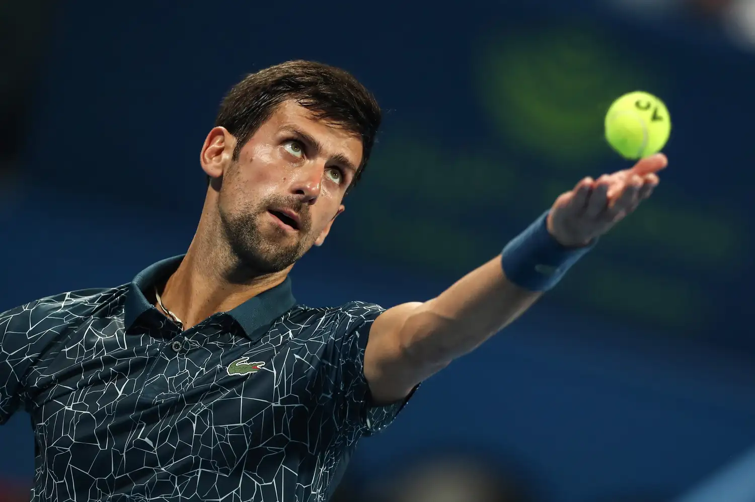 Djokovic avanza en Qatar