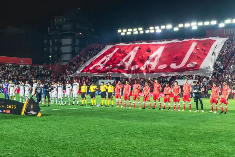 El Bicho juega en Río de Janeiro (Club Argentinos Jrs.)