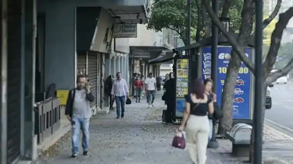 LOS COMERCIOS fueron afectados en 18 entidades a causa del apagón