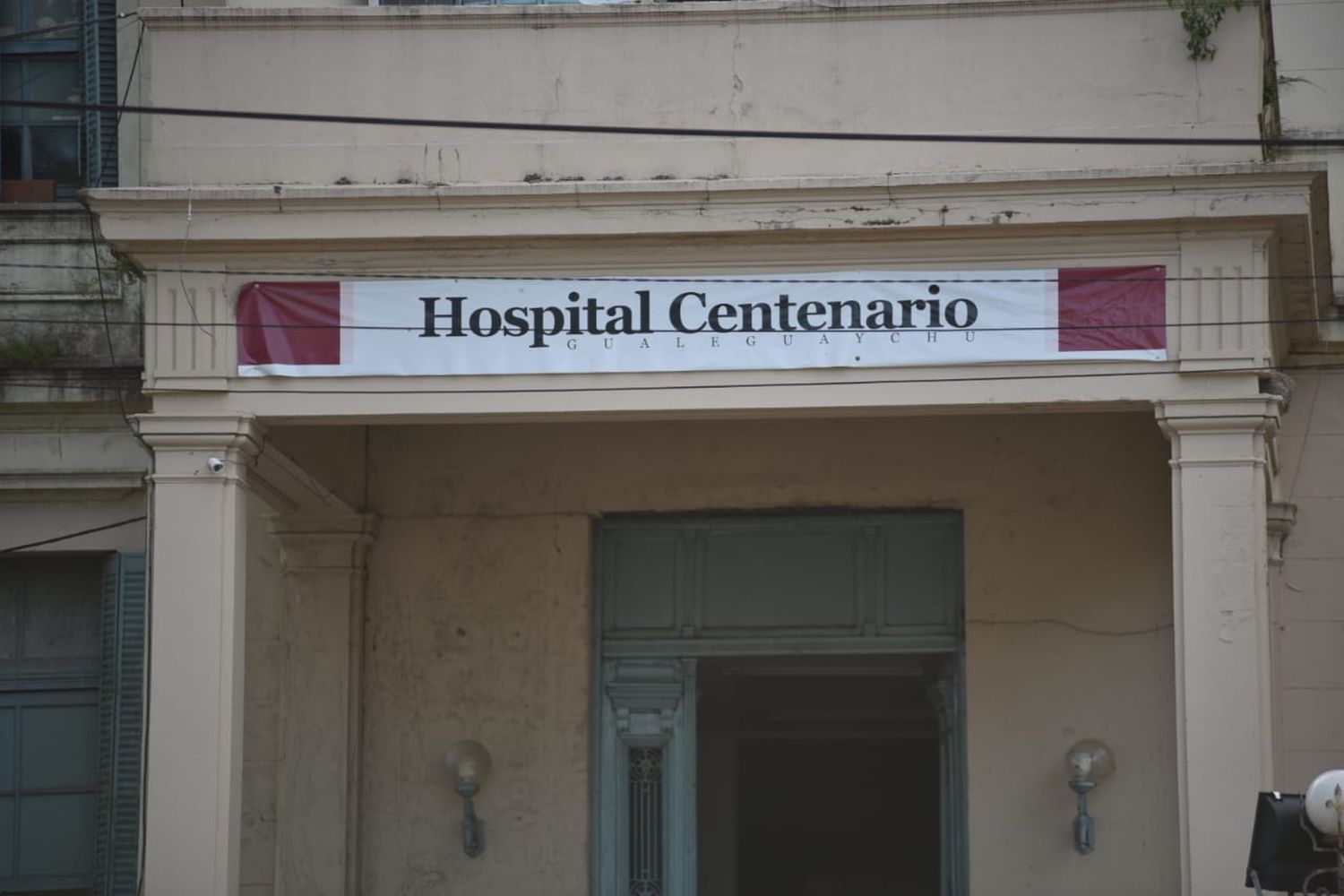 Gualeguaychú no puede recibir pacientes y Colón se quedó sin médicos