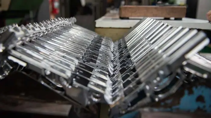 Robaron 67 pistolas recién  salidas de una fábrica de armas