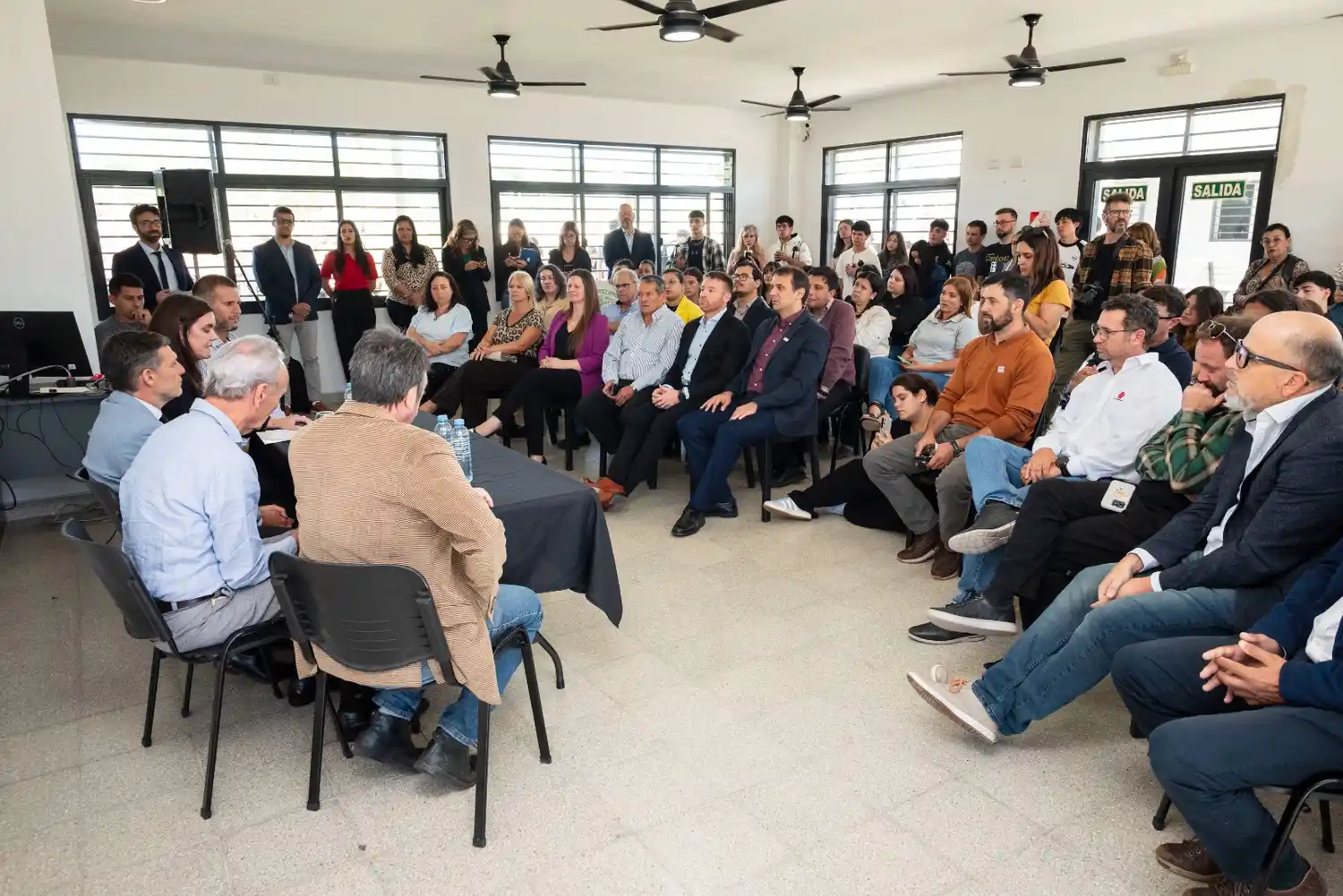 UADER presentó la cuarta cohorte de la Diplomatura Avícola en Villaguay