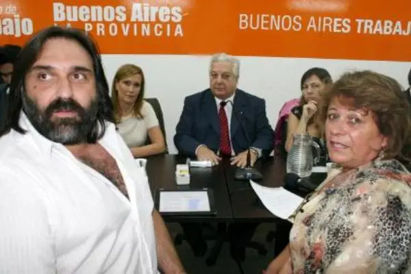 Paritaria 2014: La provincia convocó a docentes y estatales para el martes