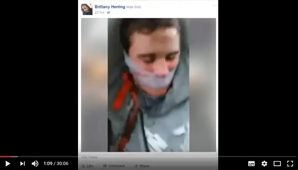 Video: Torturaron a un discapacitado y lo transmitieron por Facebook Live
