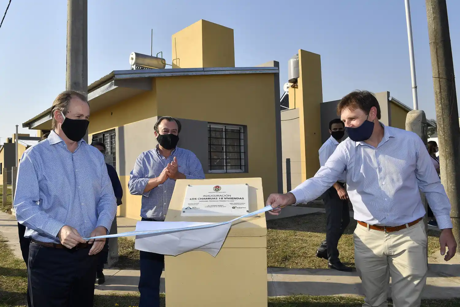 Provincia moviliza la economía con planes de viviendas, obras de agua y saneamiento