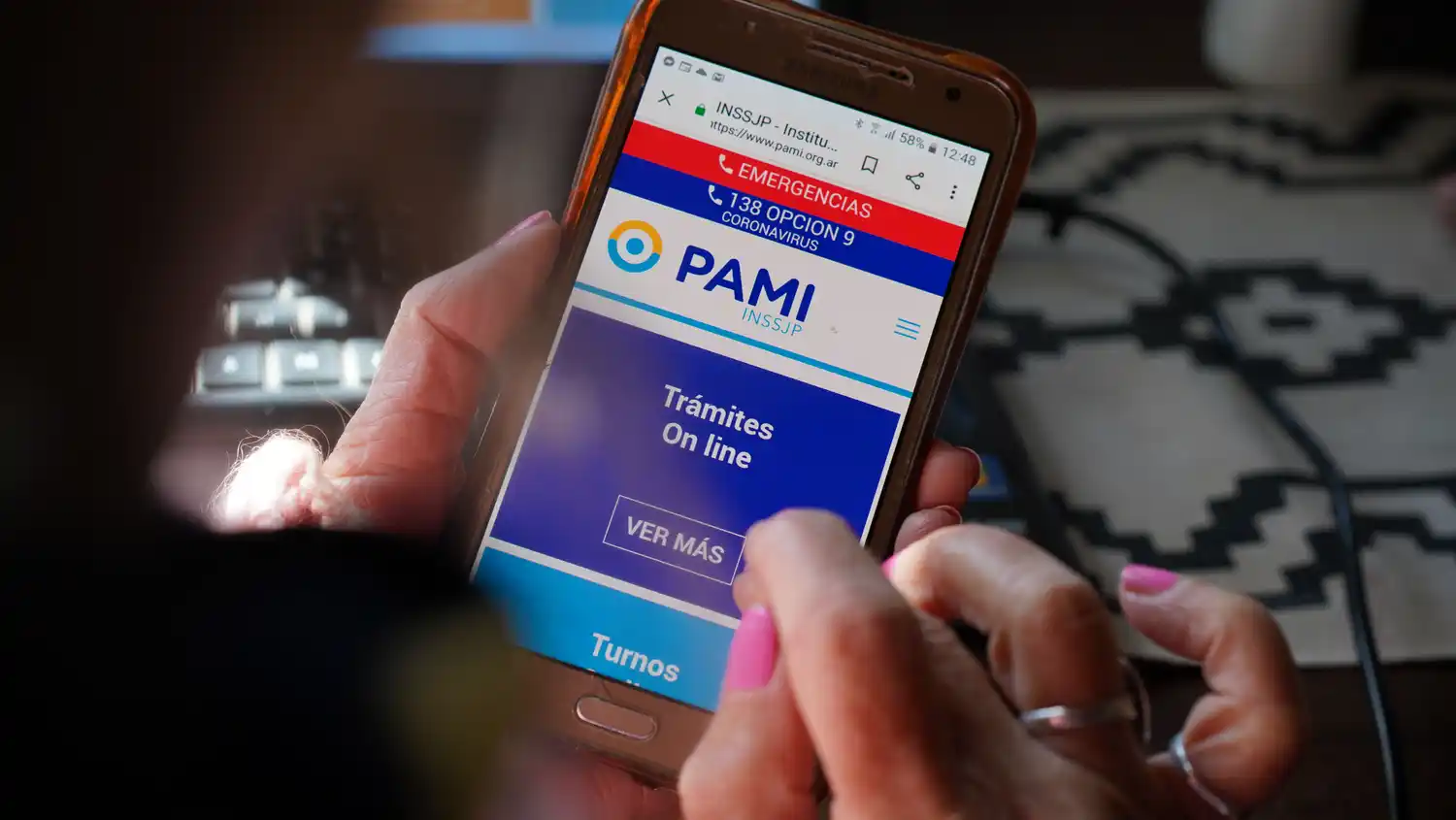 Lanzan plataforma para facilitar los trámites a personas afiliadas a Pami
