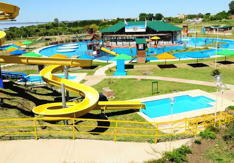 Federación recibió la obra de su extraordinario parque acuático