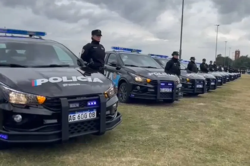 Diez policías detenidos por delitos cometidos mientras trabajaban en el Comando Radioeléctrico