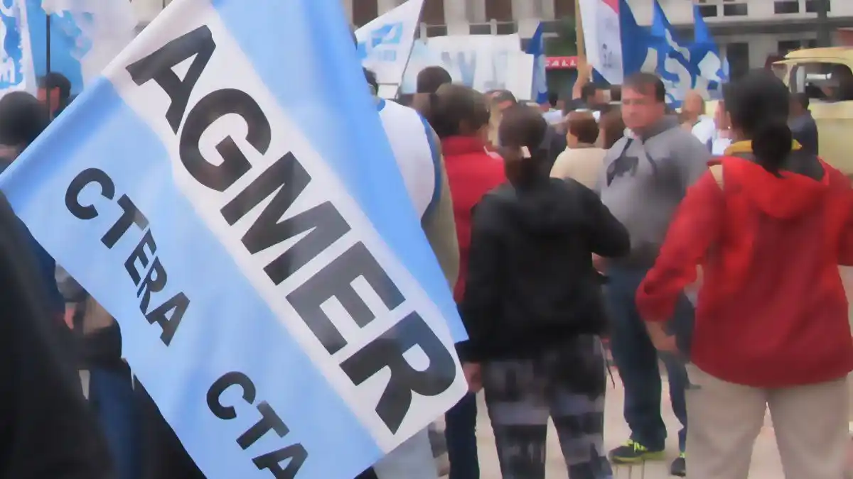 Desconexión virtual durante 6 días para exigir paritaria docente