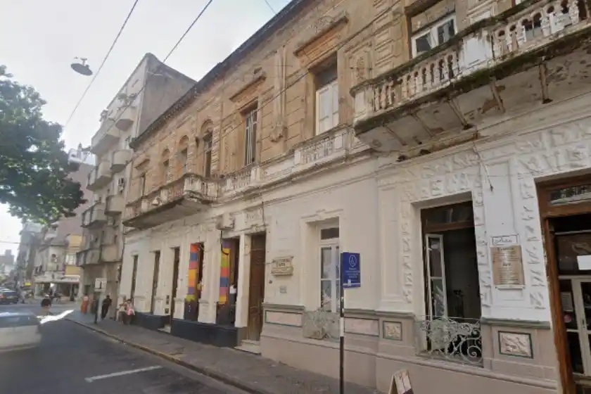 Incendio en un instituto de música.