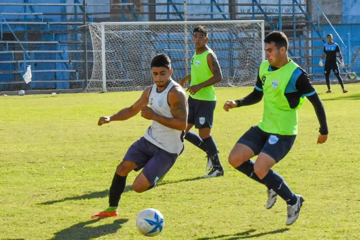 Juventud cerró con un nuevo triunfo ante Gimnasia los amistosos de pretemporada
