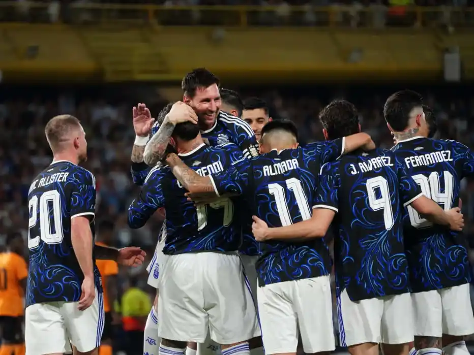Argentina enfrenta mañana a Honduras en su primer ensayo pre-mundial: hora, TV y formación probable