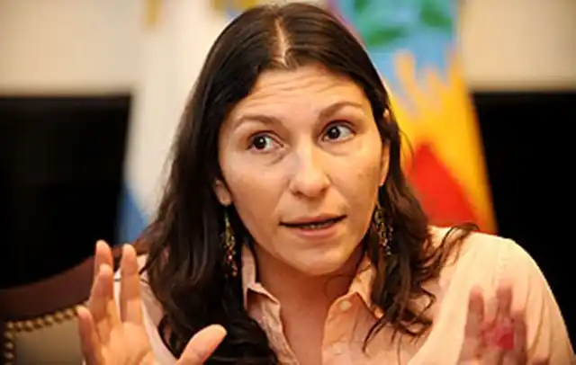 Macha:"Con Vidal la decretomanía llegó a la provincia de Buenos Aires"