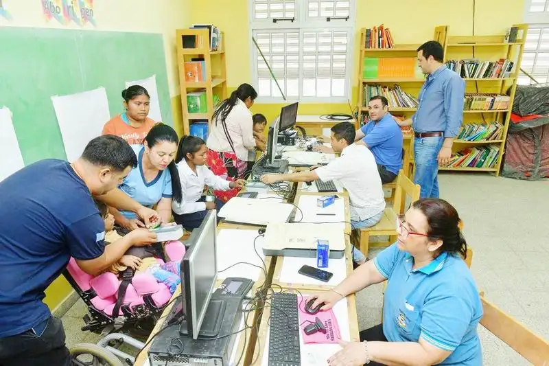 Solís destacó la creación del programa Acompañarte