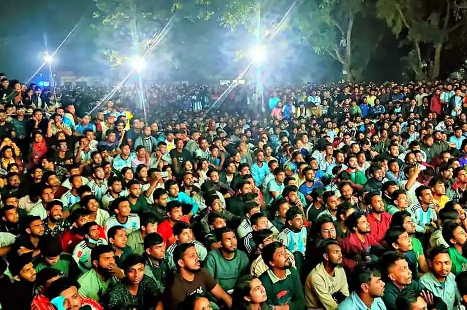 La masiva y alocada fiesta en Bangladesh por el triunfo de la Scaloneta