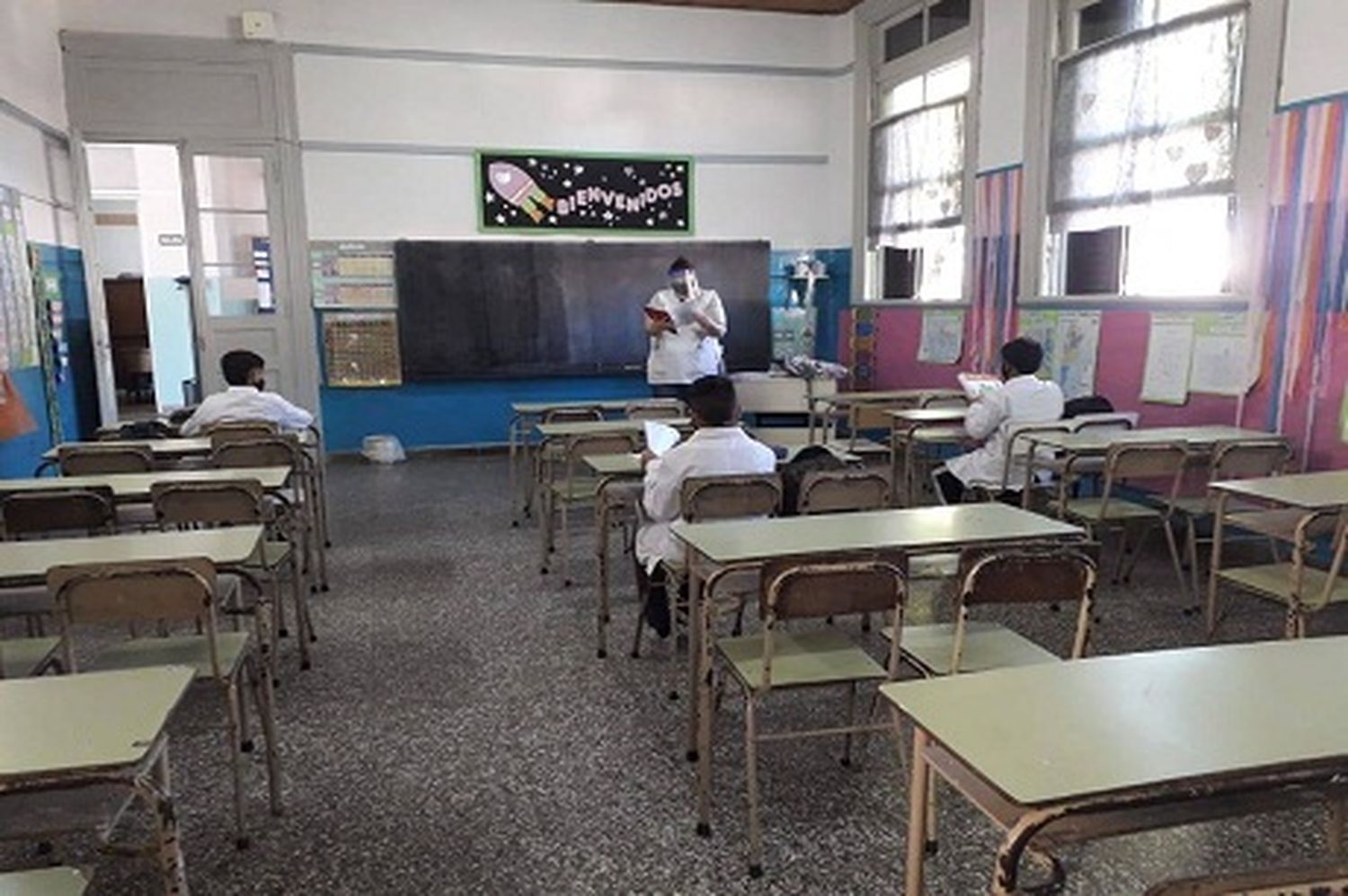 Vuelta a clases presenciales en Alberti: Dio el puntapié inicial en la Provincia, aunque en forma limitada