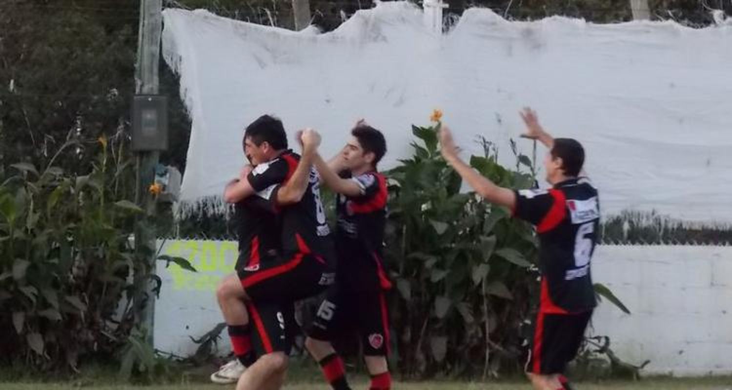 Mitre llega a la final con ventaja